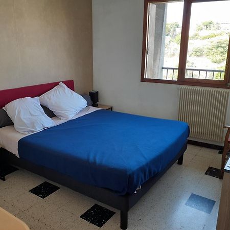 Chambre B2 Dans Un Appartement En Colocation Marseille Bilik gambar